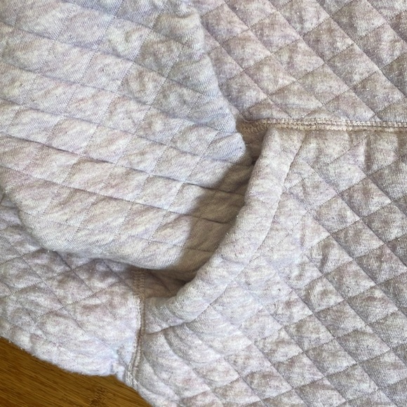 Orvis quilted pullover. Light lavender size Sm. Long sleeved. - Picture 5 of 9